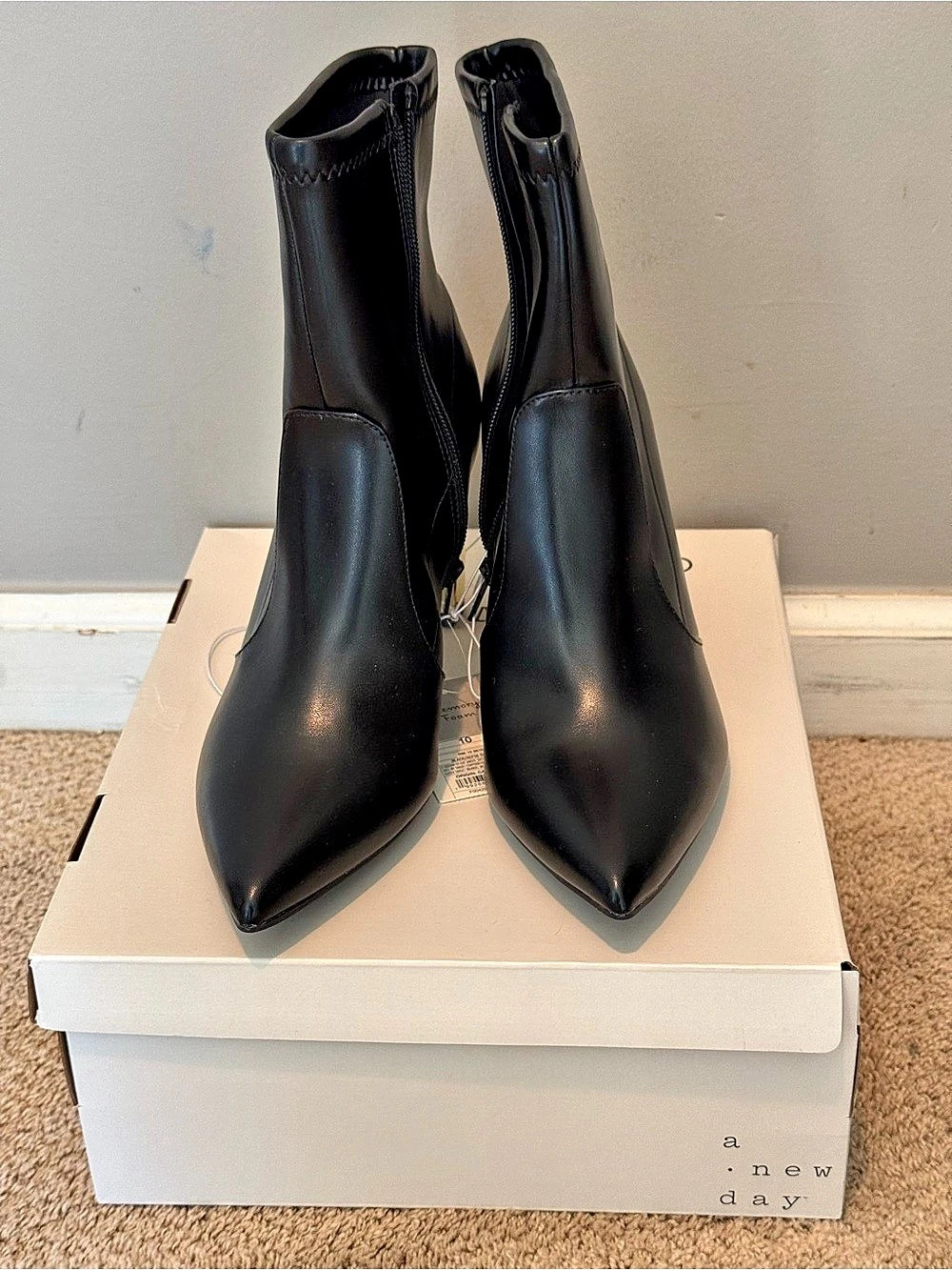 A New Day Sienna Ankle Boots Pointed Toe Heeled Ankle Boots Black US 10 NWT
